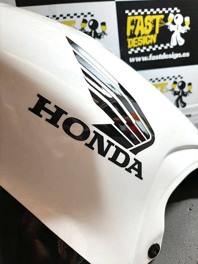 Pintado de motos de competición