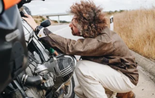 Qué hacer con una moto tras caída - Taller pintura Fast Design